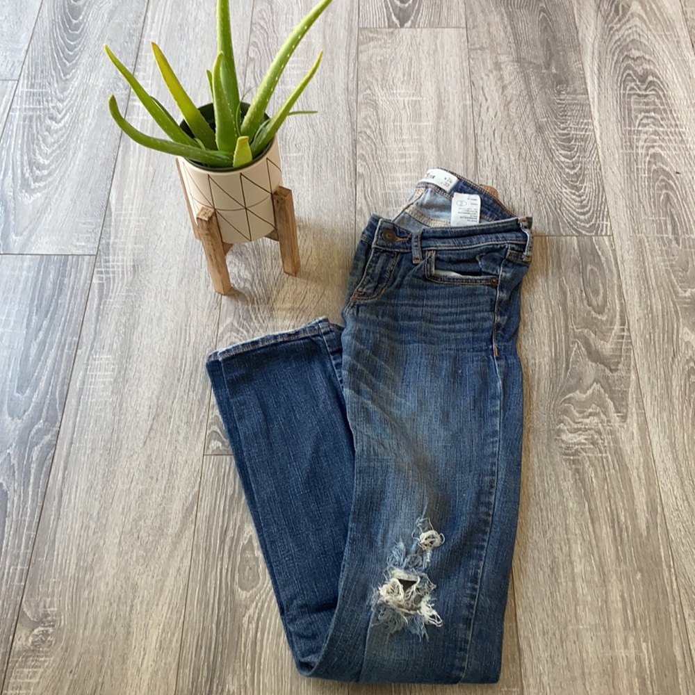 🌷Hollister Straight leg Skinny Jeans